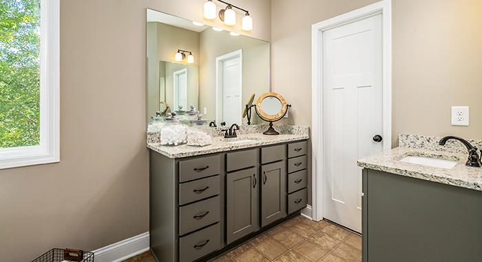 Great Primary Ensuite Bathroom - Another View image of SUTHERLIN House Plan
